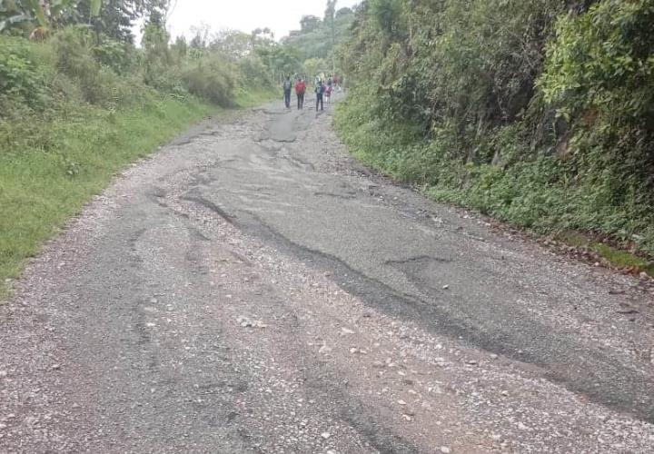 Carreteras destrozadas; San Francisco está intransitable