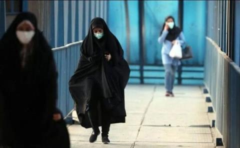 Irán prohíbe la entrada a mujeres sin velo a museos
