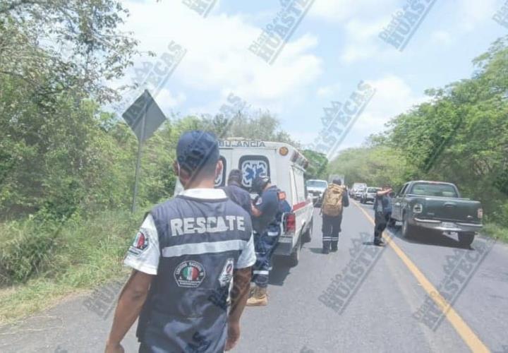 Volcó camión de cerveza en la carretera Tuxpan-Tampico