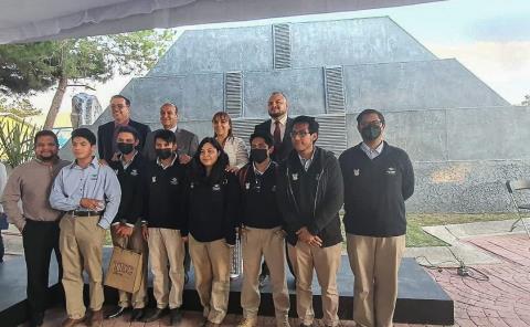 Reconocen a estudiantes del Conalep Hidalgo ganadores de torneo de robótica ZonaTec