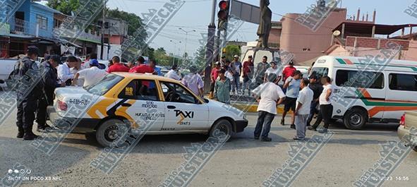Transportistas protagonizaron zafarrancho en la glorieta Hidalgo