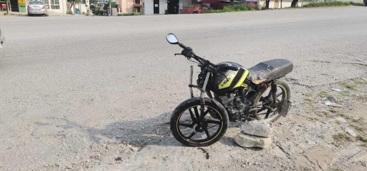 Vehículo impactó a un motociclista