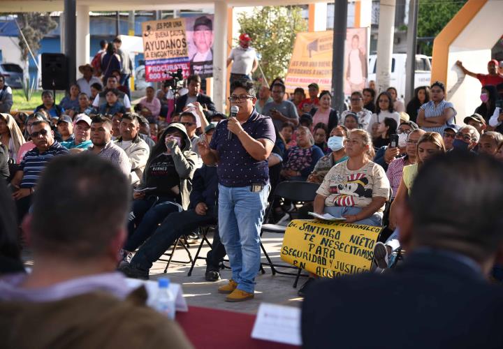 Gobierno de Hidalgo mantiene cercanía con pobladores de Atotonilco de Tula