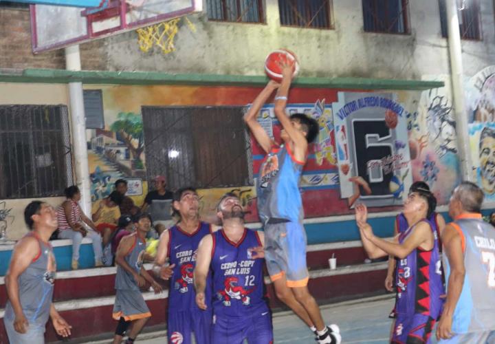 Iniciaron semifinales basquetbol municipal