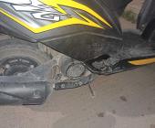 Conductor causó daños a motoneta
