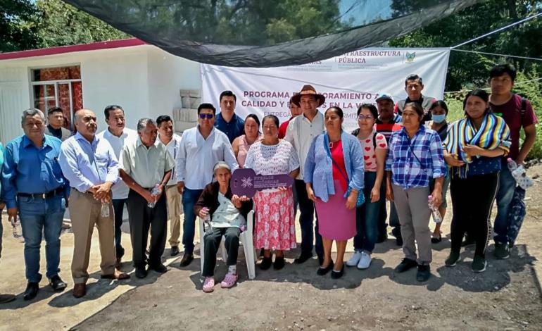 CEDSPI entregó cuartos dormitorio a familias indígenas de Tasquillo