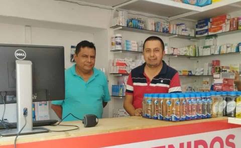 Abren en Pisaflores farmacia en apoyo al pueblo 
