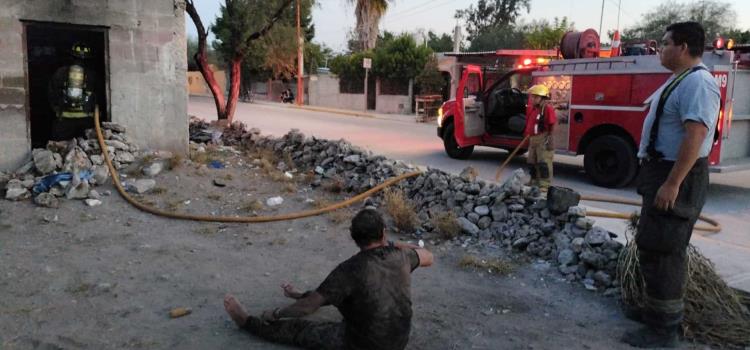 BORRACHO PRENDIÓ  FUEGO A SU CASA