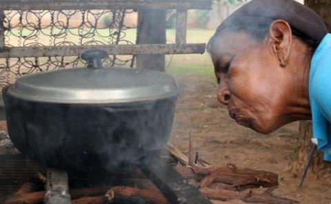 Cáncer de pulmón por  inhalar humo de leña