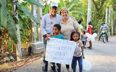 Inauguró Pepe Meza obras en Amatitla, Xaltipa y Mirador
