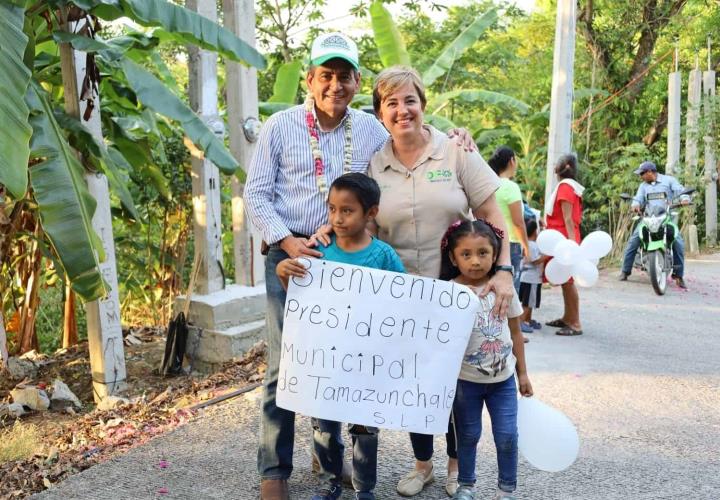 Inauguró Pepe Meza obras en Amatitla, Xaltipa y Mirador