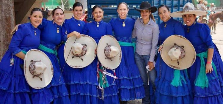 Brillante participación de Escaramuzas Media Luna