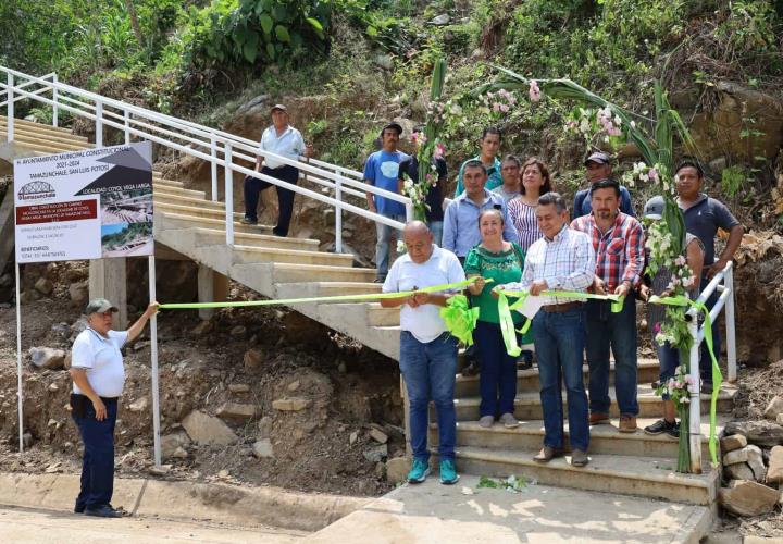 Movilidad de habitantes en El Coyol mejoró con nuevo andador peatonal