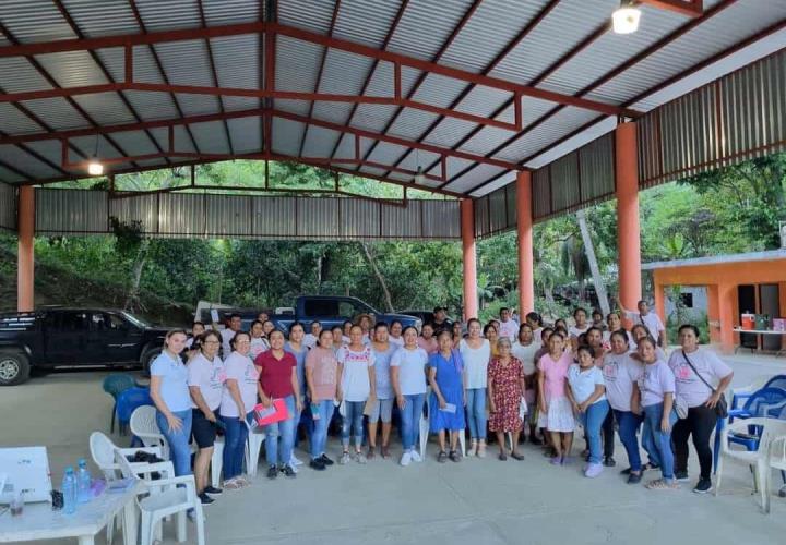 Realizó IMES taller de tipos de violencia