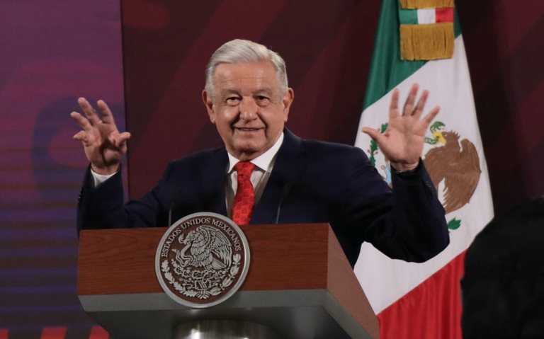 Obrador reta a ministros