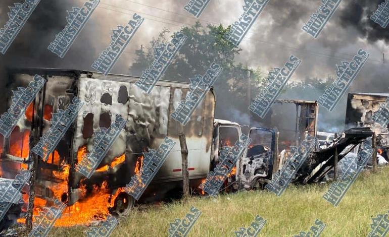 Exigen justicia Bloquearon carretera y quemaron vehículos 