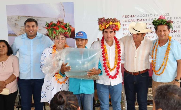 En Orizatlán entregaron 100 mil crías de peces 