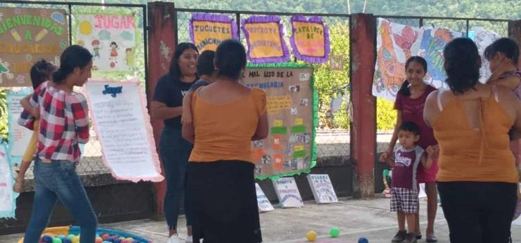 Educadores del Conafe acudieron a Tenexco II