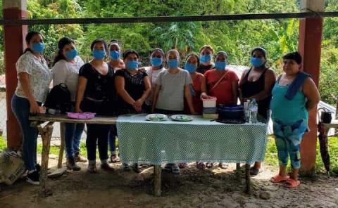 Instancia de la Mujer brindó talleres a huautlenses
