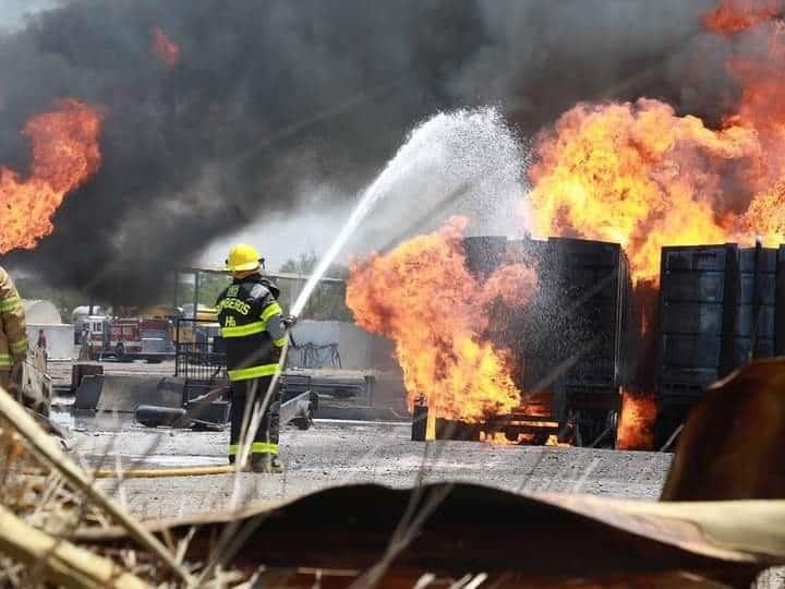 Evacuaron a huastecos en Nuevo León tras incendio
