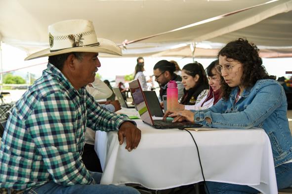 Gobierno de Hidalgo construye políticas públicas de la mano con el pueblo