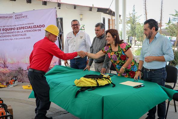 Dignifican labor de brigadistas de incendios forestales en Hidalgo