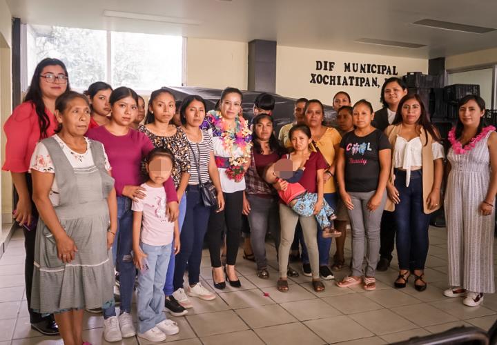 Garantiza Julio Menchaca bienestar para mujeres y niñas