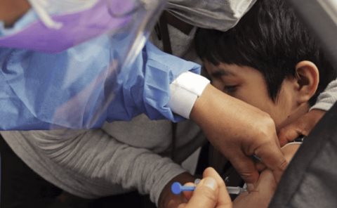 Vacuna contra dengue un riesgo para menores
