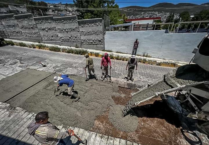 Caasim emprende acciones de bacheo tras reparaciones de fugas en Pachuca y Mineral de la Reforma