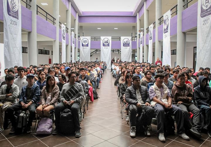 Lanza Politécnica de Pachuca convocatoria para 9 carreras universitarias