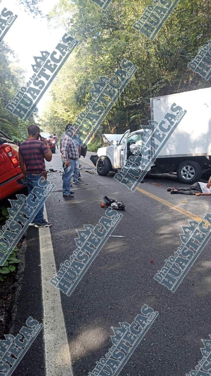 Aparatoso accidente en la Tlanchinol-Huejutla