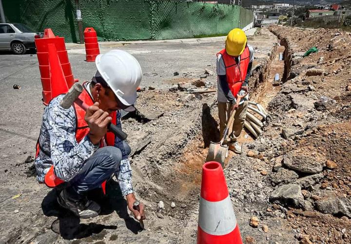 CAASIM INICIA LA SUSTITUCIÓN DE 4 LÍNEAS DE DISTRIBUCIÓN Y CONDUCCIÓN DE AGUA.