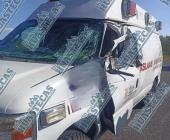 Camión destrozó una ambulancia