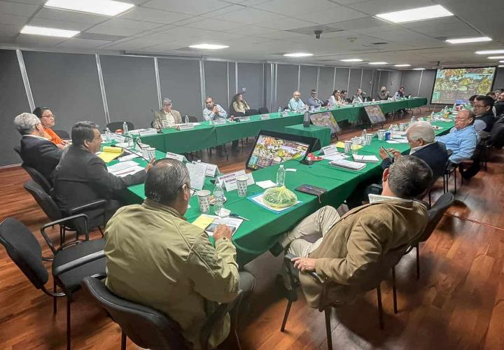 Participa Hidalgo en reunión agropecuaria Región Centro