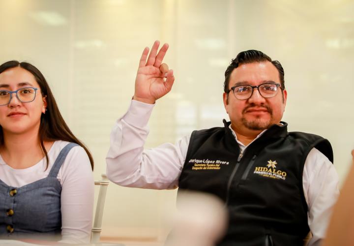 Recibe Despacho del Gobernador capacitación en Lengua de Señas Mexicana