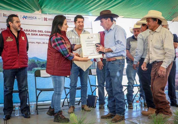 Retiran más de 13 hectáreas de lirio acuático en presa San Antonio Regla