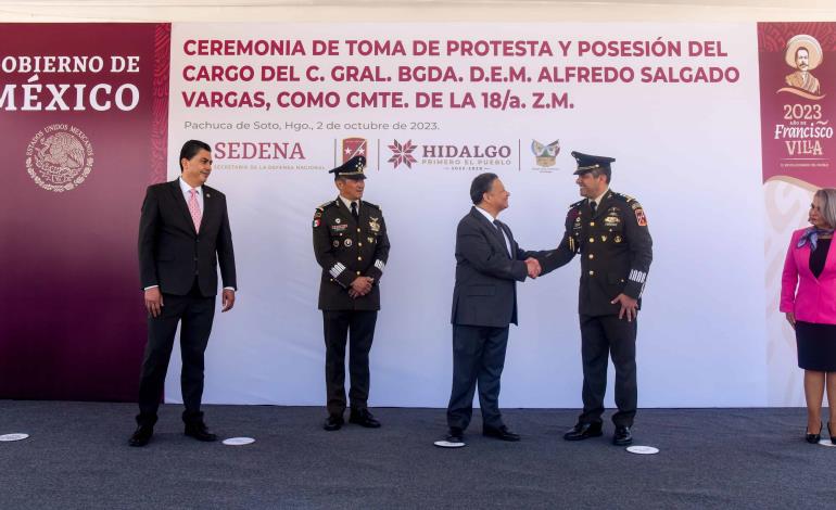Gobernador asistió a la toma de posesión del nuevo comandante de la 18/a Zona Militar