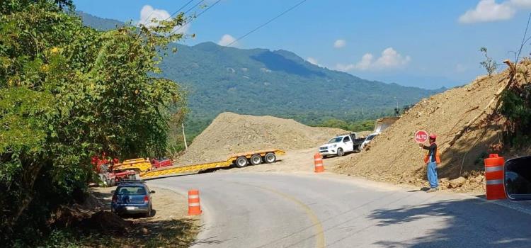 Prevén caos por la obra carretera