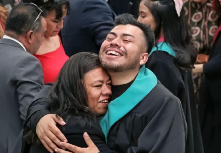 UTMiR entrega títulos electrónicos a su alumnado