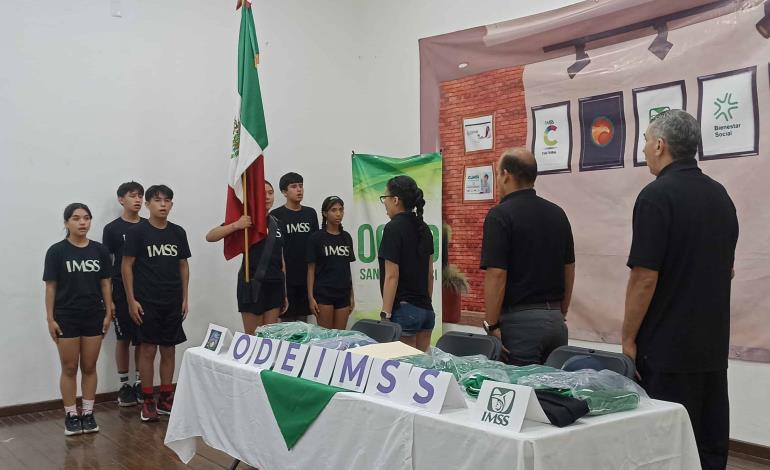 Abanderaron a deportistas que viajan a Oaxtepec