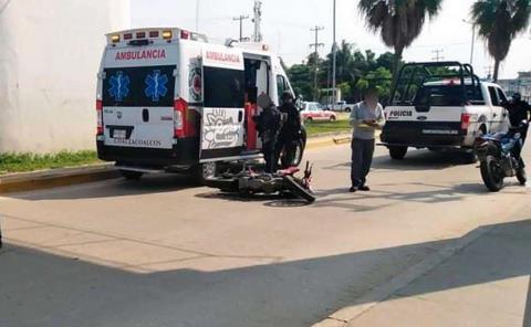 Joven motociclista arrolló a un adulto