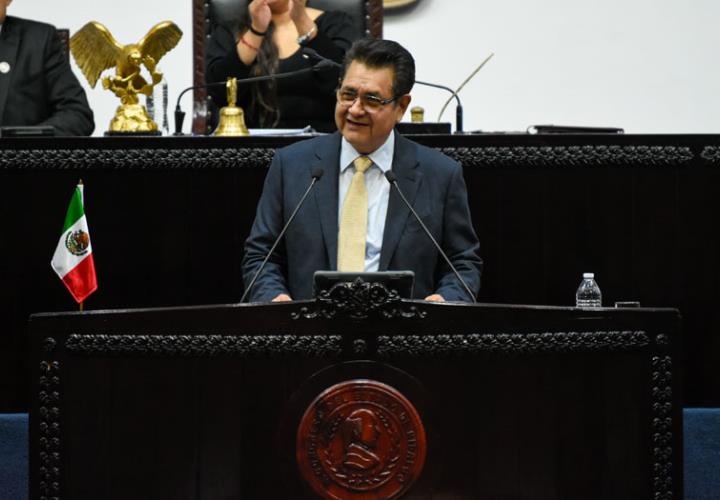 Refrenda Guillermo Olivares su compromiso con la gobernabilidad