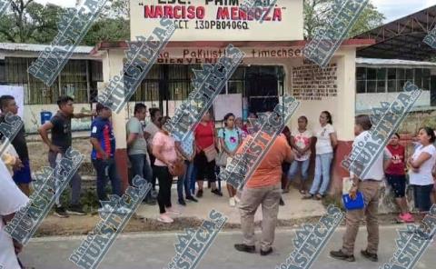 Cerraron primaria en Chiquemecatitla
