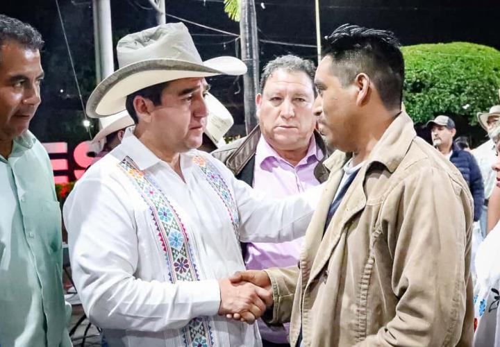 Entregó Gobierno de Hidalgo 150 mil crías de tilapia en la Sierra Gorda