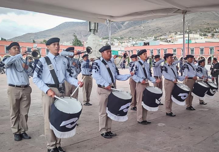 Celebran Primer Concurso de Bandas de Guerra en la Feria de San Francisco