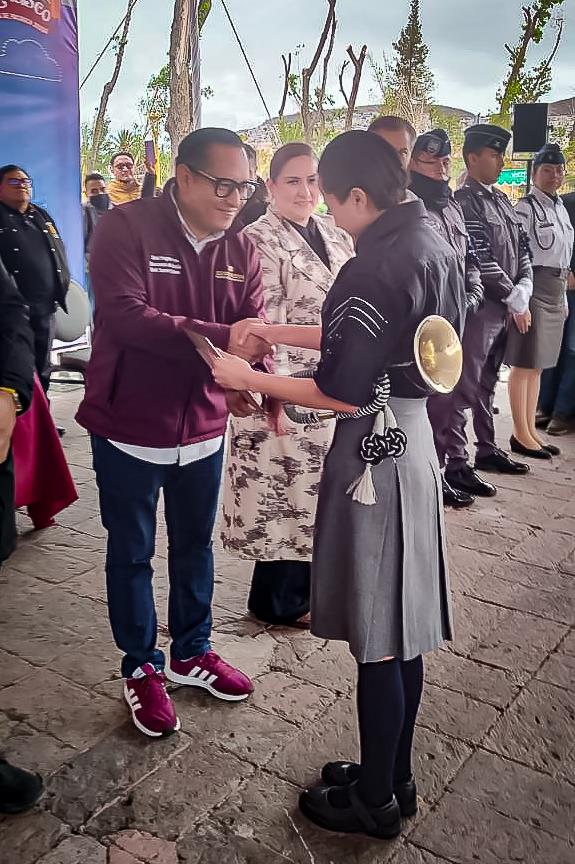 Celebran Primer Concurso de Bandas de Guerra en la Feria de San Francisco