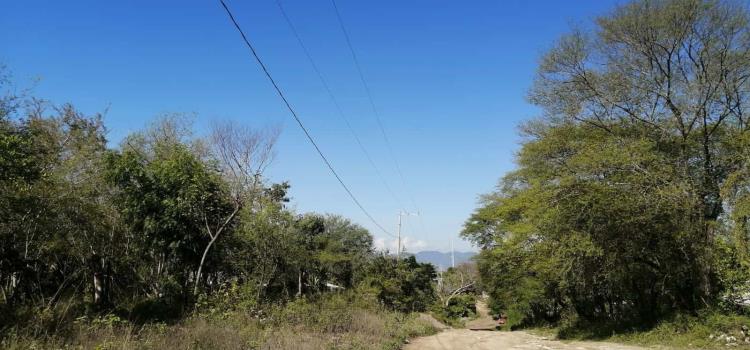 Buscan instalar antena para Internet en un ejido