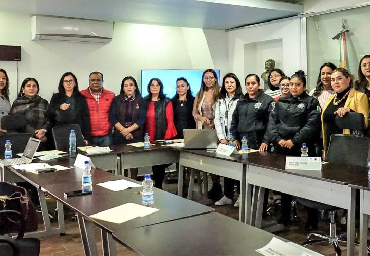 Refrendan IHM y autoridades de Tula compromiso con las mujeres