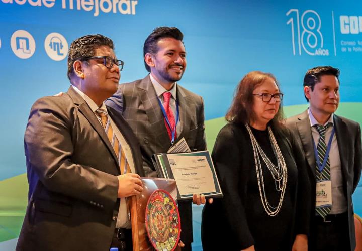 Gobierno de Hidalgo recibe reconocimiento nacional en monitoreo y evaluación