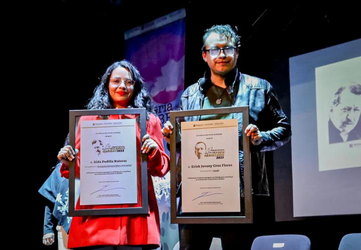 Jovany Cruz y Aída Padilla, ganadores de los Premios Estatales de Literatura 2023